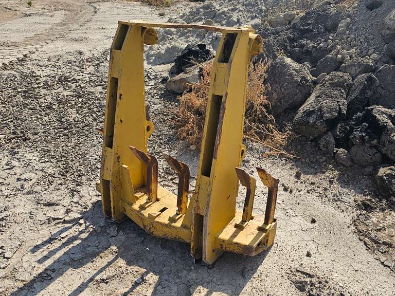 Front Ripper for Motor Grader - Gavel Roads Online Auctions