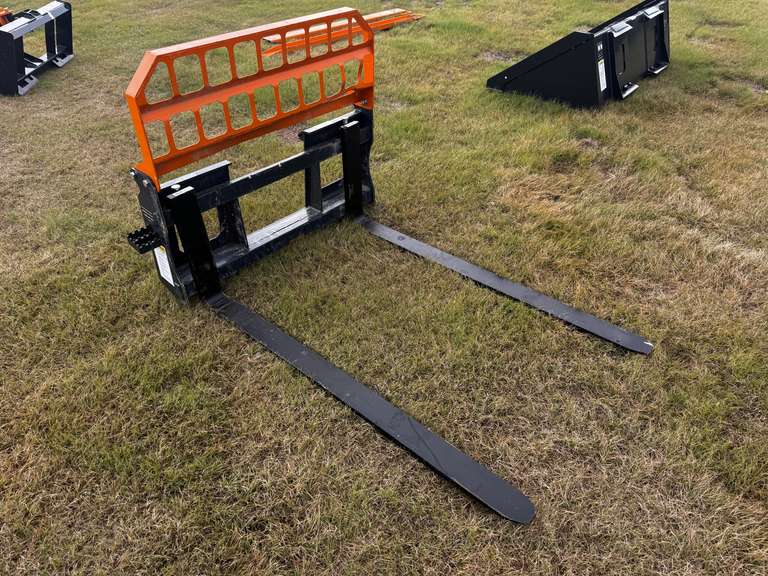 2025 LandHonor Pallet Fork Attachment
