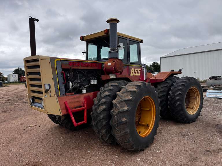 1978 Versatile 855 Tractor