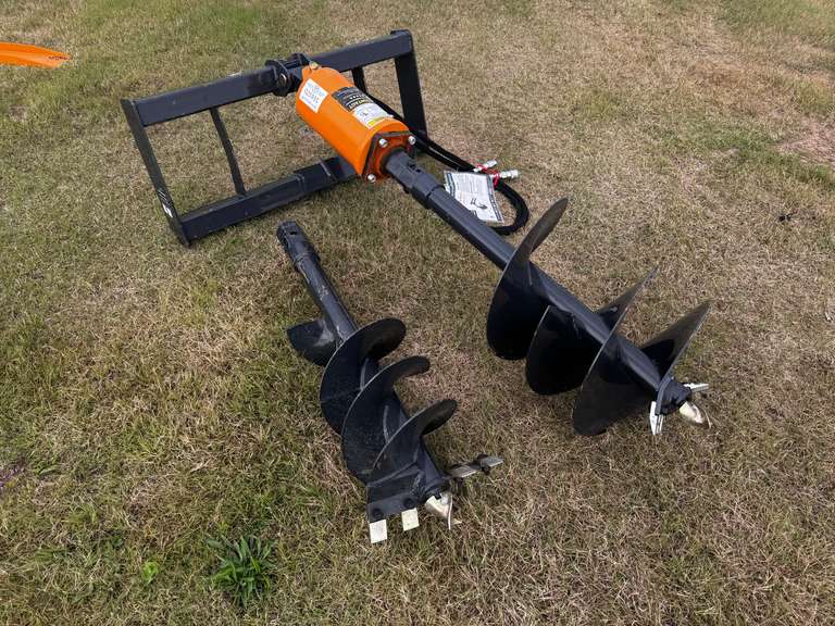2025 Wolverine Hydraulic Skid Steer Auger Drive w/ 12" & 18" Bits