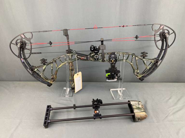 Bowtech RPM 360 Compound Bow with Quiver and Case - Gavel Roads Online ...
