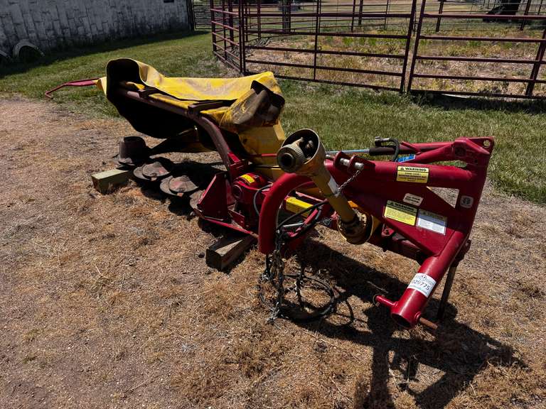 New Holland 442 Disc Bine Rotary Mower