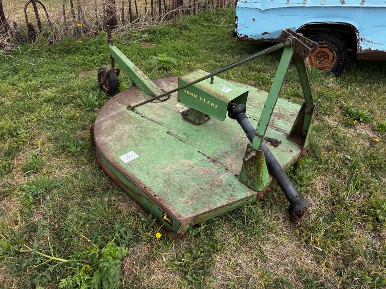John Deere 5' 3PT Brush Mower