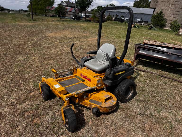 2012 Hustler 930115 FasTrak Zero-Turn Mower