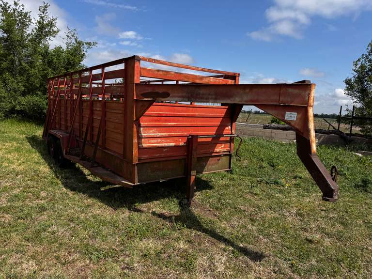 Homemade 18' x 6' Gooseneck Stock Trailer