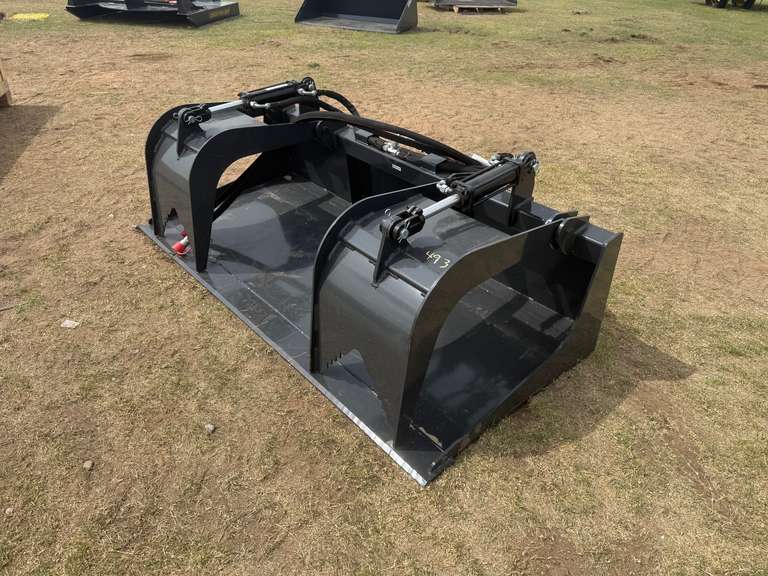 72" Hydraulic Grapple Bucket
