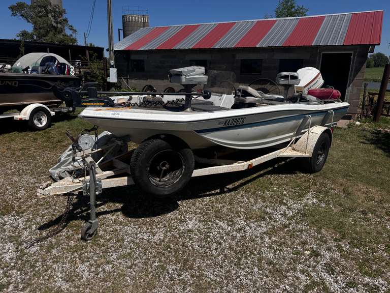 16' Fishing Boat w/ Trailer