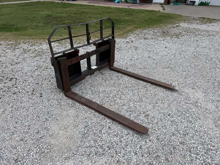 4' Skid Steer Fork Attachment