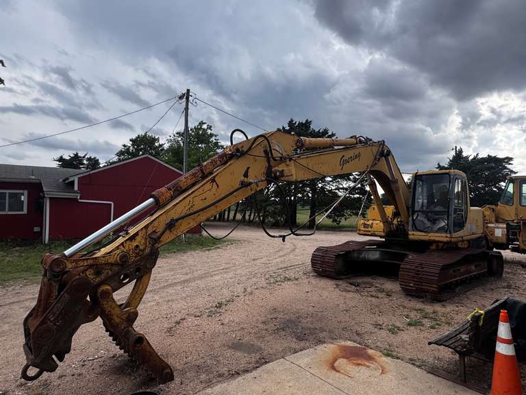 Komatsu Tracked Excavator