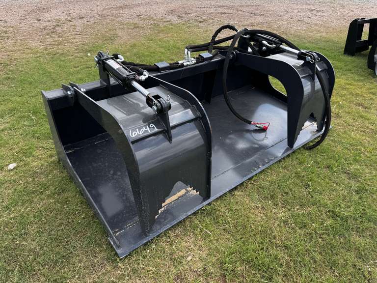 72" Wolverine Pan Bottom Grapple Attachment