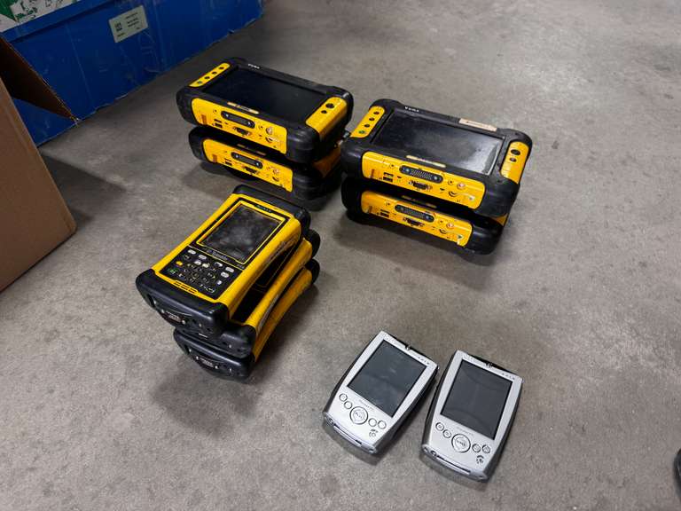 Trimble Yuma Tablets, Nomad Handheld & Dell Axim X5 Pocket PCs