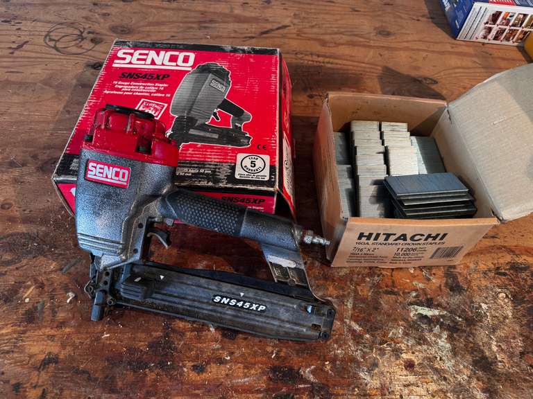 Senco SNS45XP 16 Gauge Construction Stapler w/Staples