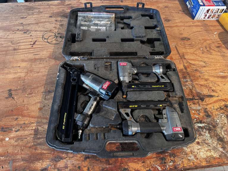 (3) Senco Finish Nailers