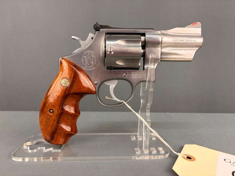 Smith & Wesson 624 44S&W Revolver w/ Box #AHS1699