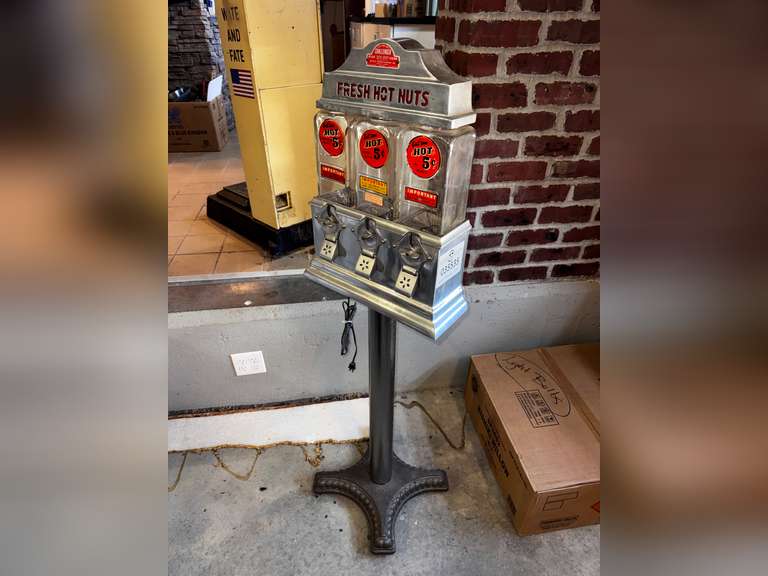 The Challenger Deluxe Hot Nut Vending Machine