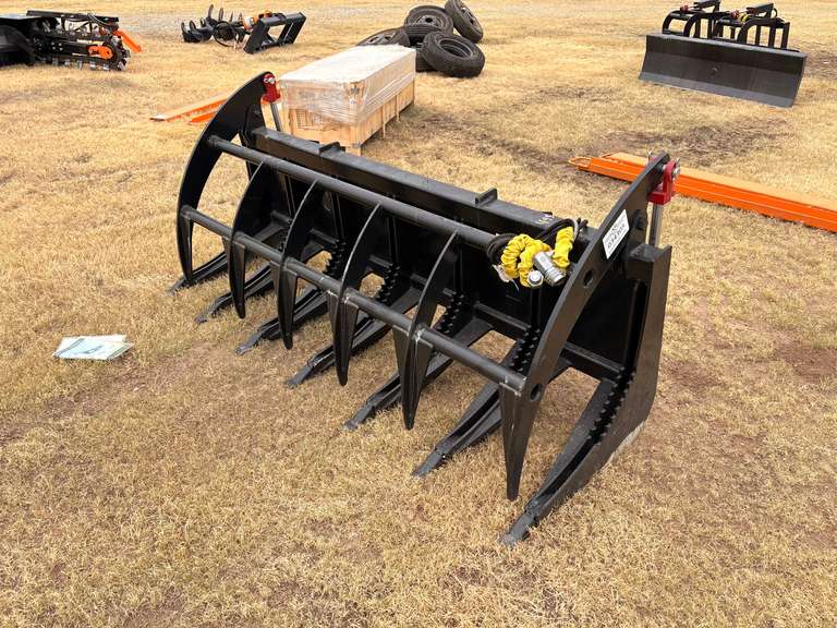 78" Heavy Duty Clamp Shell Brush