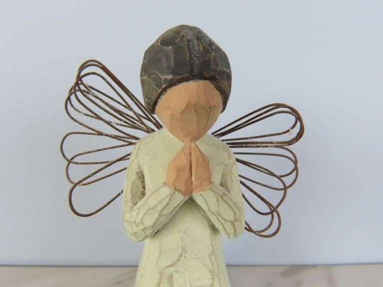 Willow Tree "Angel of Prayer" Figure