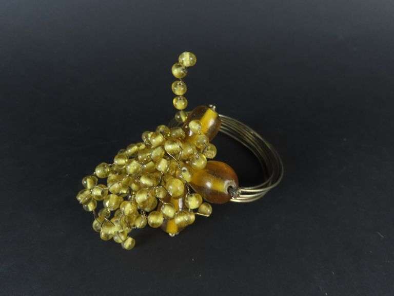 Lot of 16 Hand Crafted Beaded Napkin Rings