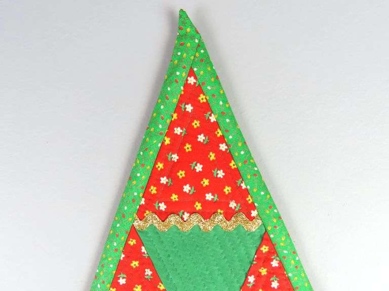 Quilted Christmas Tree Décor