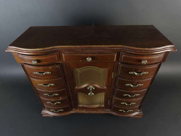 Vintage Jewelry Chest