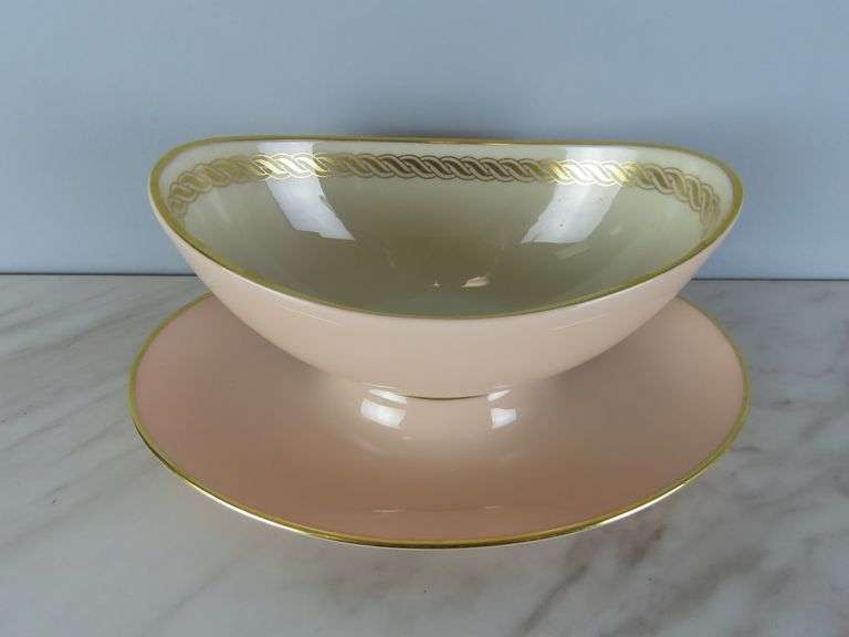 Lenox "Caribbee" Gravy Boat with Attached Underplate- Made in USA