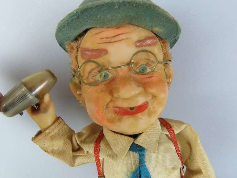 Vintage Rosko Toys "Charley Weaver Bartender Tin Mechanical Figure