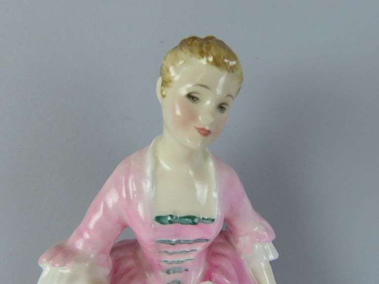 Vintage Royal Doulton "The Hostess of Williamsburg" Bone China Figure - Made in England