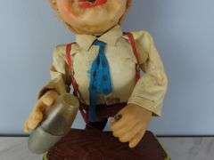 Vintage Rosko Toys "Charley Weaver Bartender Tin Mechanical Figure