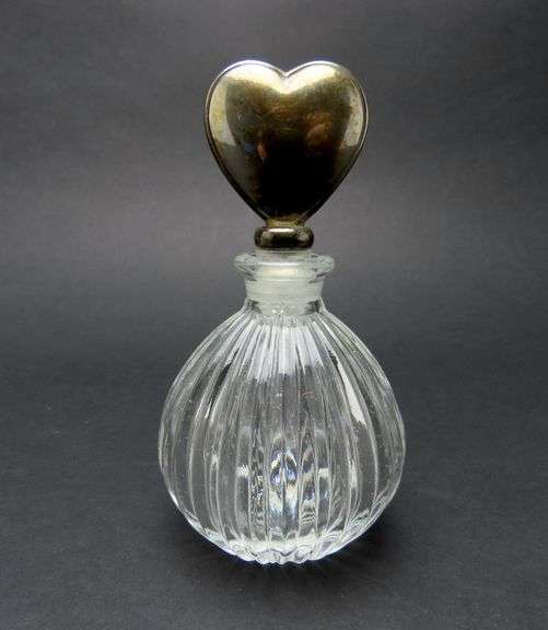 Small Ribbed Glass Perfume Bottle with Silver Tone Heart Stopper