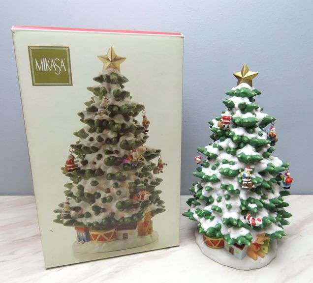 Mikasa Green Holiday Illuminated Tree