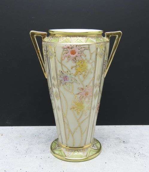 Antique Hand Painted Morimura Brothers Nippon Double Handled Vase (1911-1921)