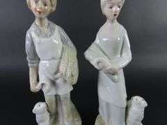 Pair of Vintage Ceramic Figures