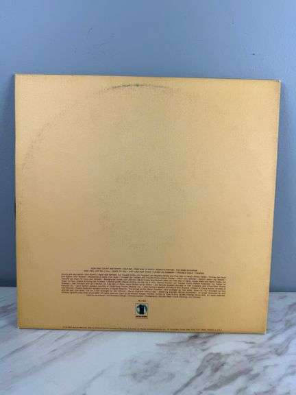 Joni Mitchell "Court & Spark" Asylum Records