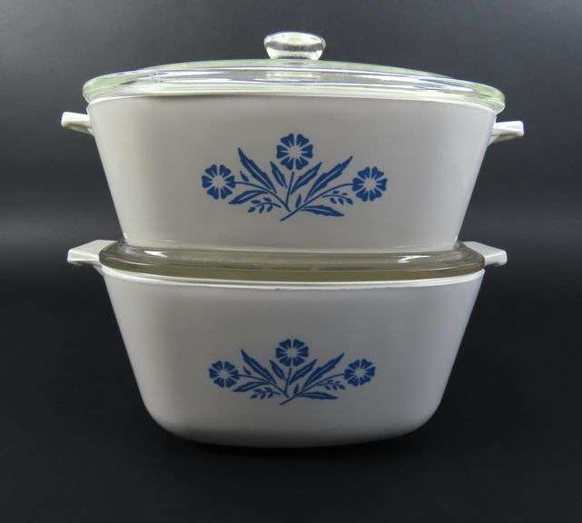 Lot of 2 Corning Ware "Blue Cornflower" 1 3/4 Qt. & 1 1/2 Qt. Lidded Baking Dishes