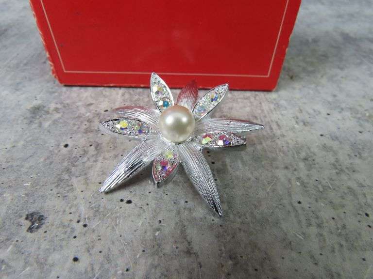 Vintage Caroline Emmons Silver Tone Brooch with Rhinestones