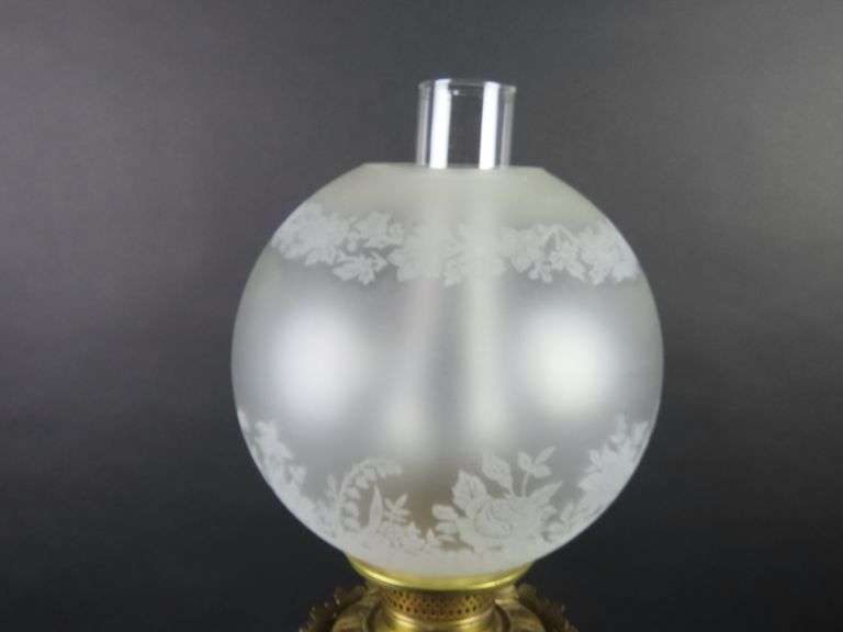 Stunning 30" Banquet Oil Lamp with Globe & Chimney