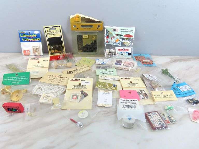 Another Big Lot of Doll House Miniatures