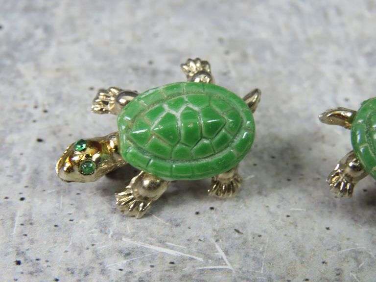 Lot of 2 Small Turtle Brooches