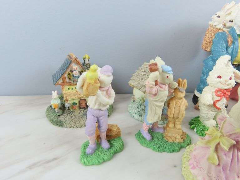 Mixed Lot of Composite Rabbit Décor