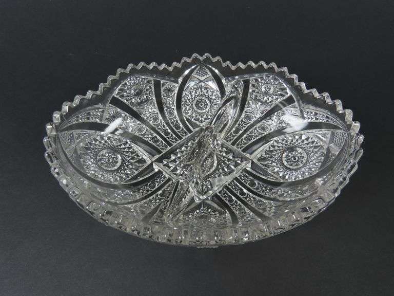Beautiful Vintage "Daisy & Button Clear" Divided Relish Dish