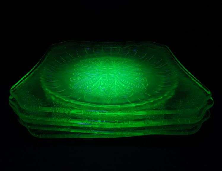 Lot of 5 Jeanette Glass "Adam" Square Uranium Dinner Plates