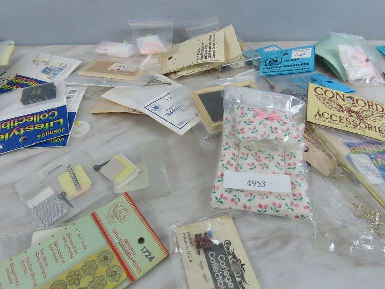 Big Lot of Doll House Miniatures