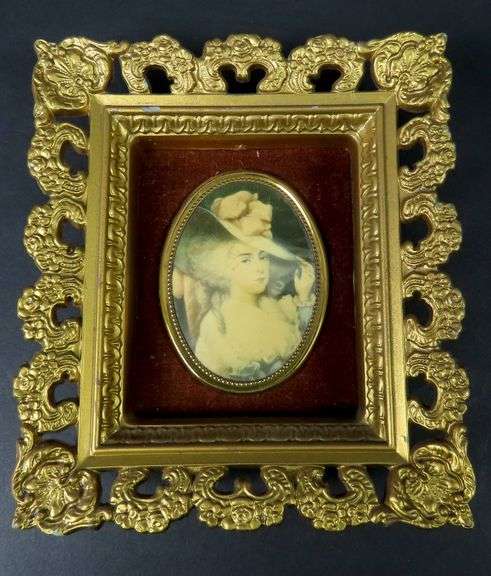 Vintage Cameo Creations Framed Portrait #1