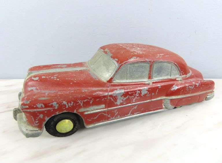 Tri-County Savings Bank Metal Car Coin Bank - See Description