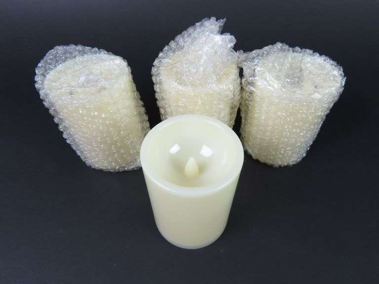 Lot of 4 Flameless Candles