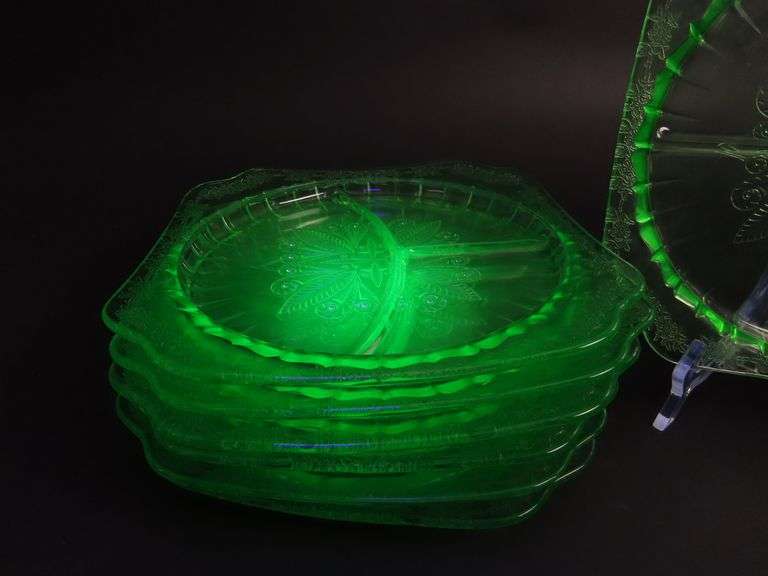 Lot of 7 Jeanette Glass "Adam" Square Uranium Grill Plates