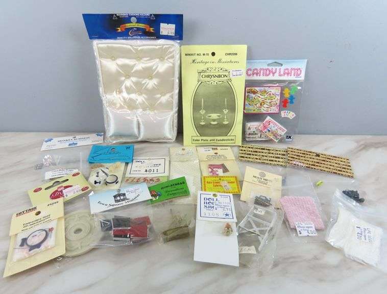 Big Lot of Doll House Miniatures