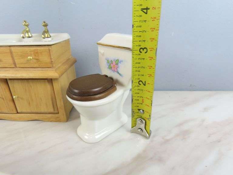 Lot of Porcelain Dollhouse Restroom Accessories with Tub & Toilet