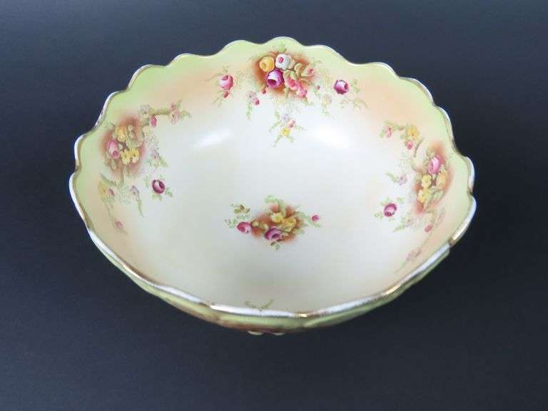 W&R Carlton Ware Stoke on Trent Centerpiece Serving Bowl