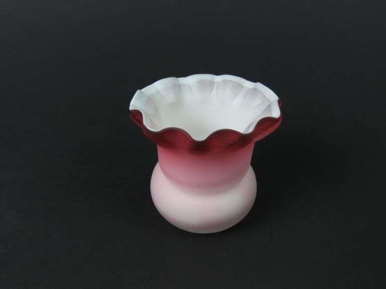 Ruffled Edge Satin Glass Toothpick Holder